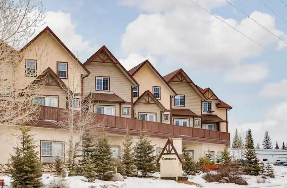 Canmore Apartment 20