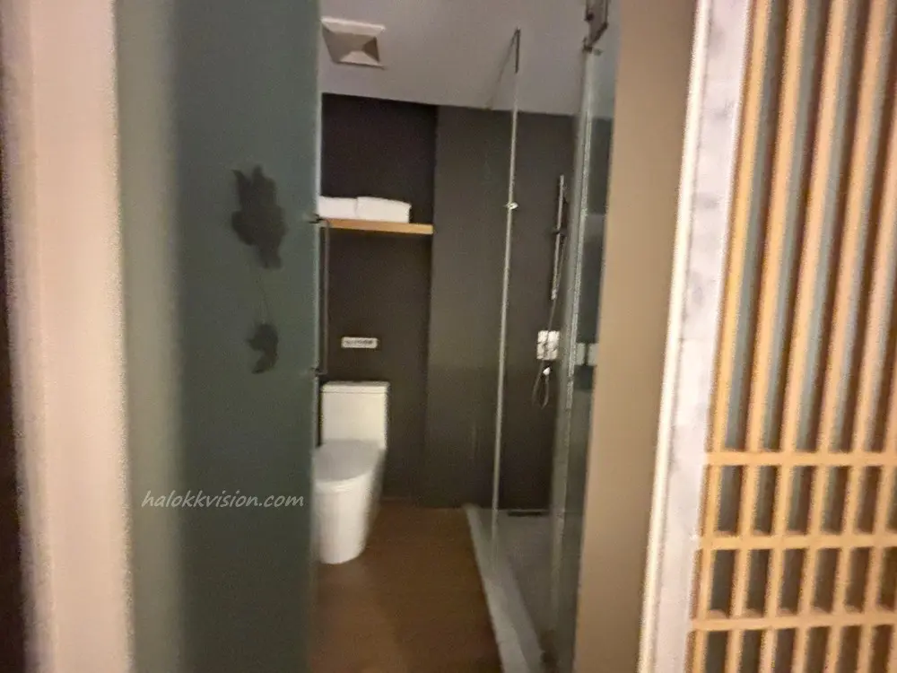 Xian Jianguo Hidden Hotel 702 5